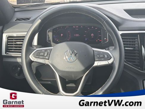 Used 2023 Volkswagen Atlas Cross Sport SE w/ Panoramic Sunroof Package image 15