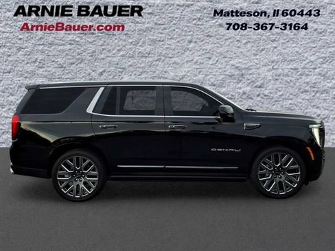 Used 2025 GMC Yukon Denali Ultimate AWD/4WD image 4