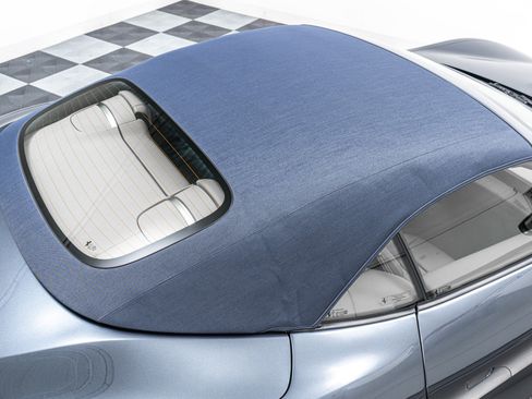 Used 2025 Ferrari Roma Spider RWD image 39
