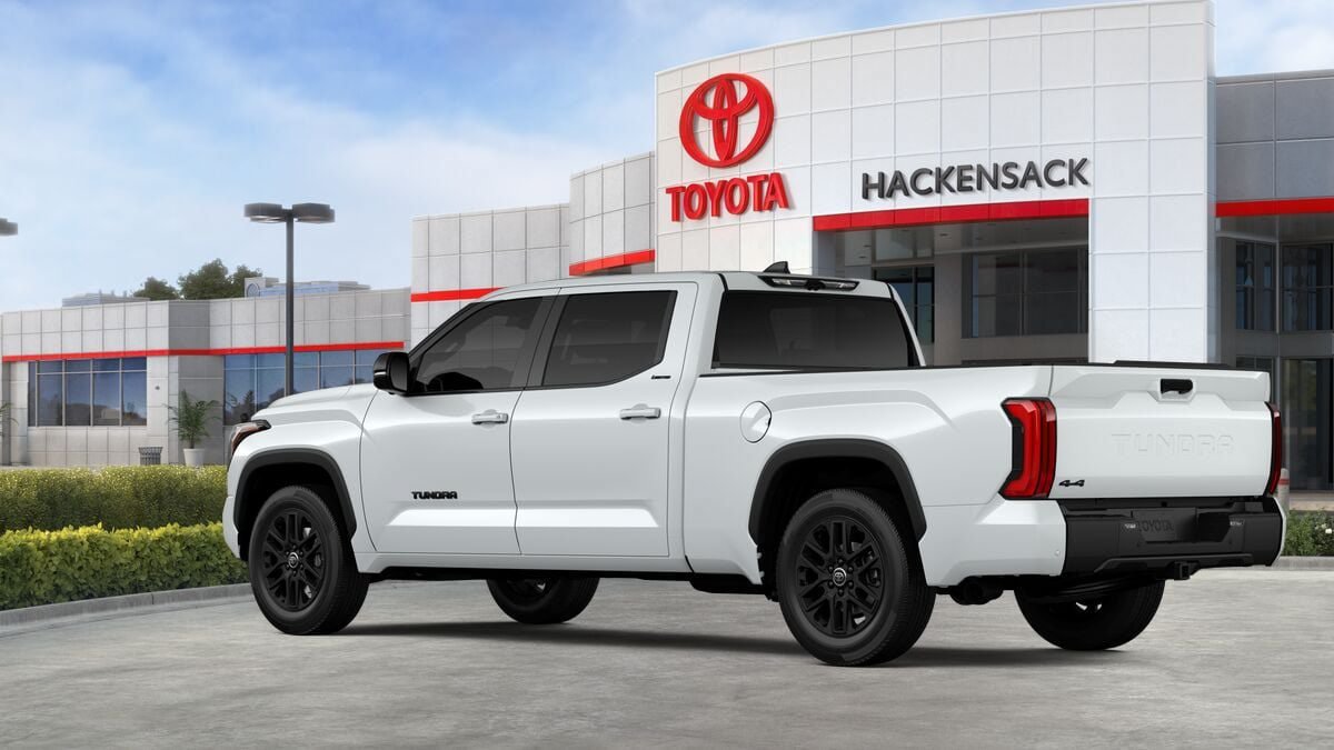 Used 2026 Toyota Tundra Limited AWD/4WD image 6