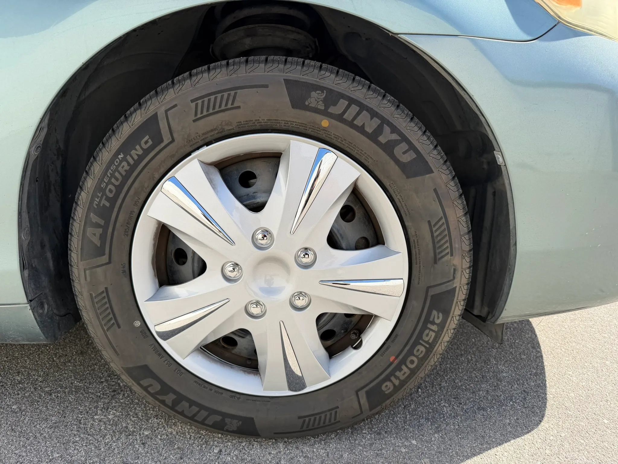 Used 2011 Toyota Camry LE FWD image 64