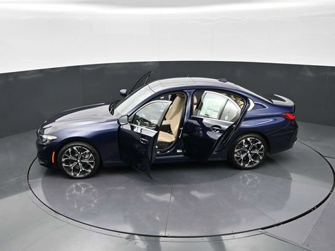 New 2026 BMW 330i Sedan w/ Premium Package RWD image 33