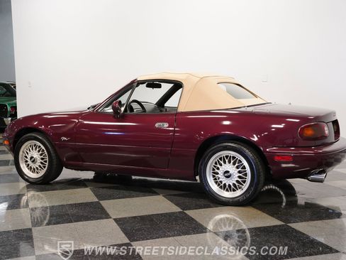 Used 1995 MAZDA MX-5 Miata M-Edition image 8