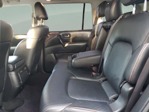 Used 2020 Nissan Armada SL w/ Premium Package image 11