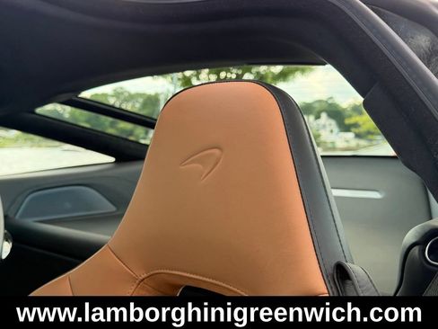 Used 2025 McLaren 750S RWD image 23