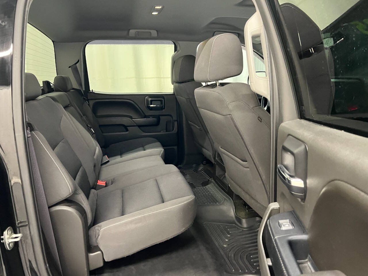 Used 2017 Chevrolet Silverado 1500 LT w/ All Star Edition AWD/4WD image 10