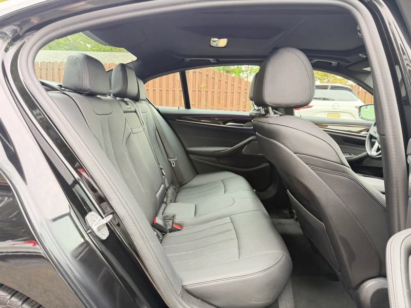 Used 2021 BMW 530i xDrive w/ Premium Package AWD/4WD image 27
