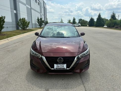Used 2021 Nissan Sentra SV FWD image 2