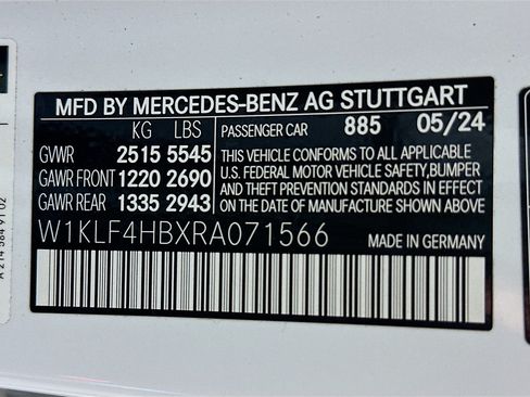 Used 2024 Mercedes-Benz E 350 4MATIC Sedan w/ Airmatic Package image 35