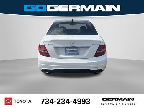 Used 2014 Mercedes-Benz C 300 4MATIC Sedan image 9