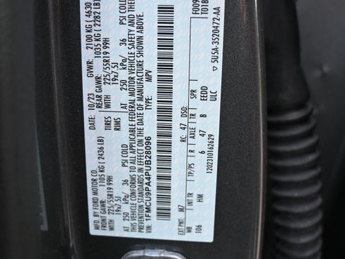 Used 2023 Ford Escape ST-Line Elite AWD/4WD image 17