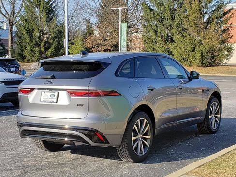 New 2026 Jaguar F-PACE R-Dynamic S image 5