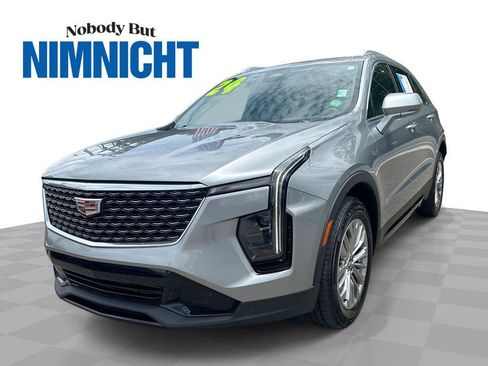 Used 2024 Cadillac XT4 Premium Luxury FWD image 1