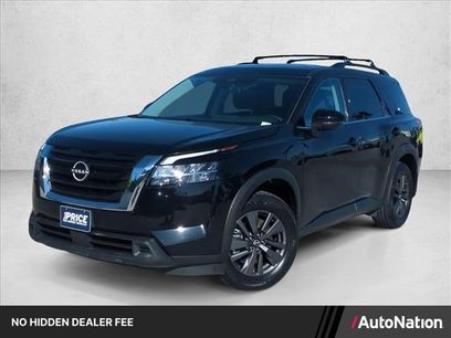 Used 2022 Nissan Pathfinder SV w/ SV Premium Package
