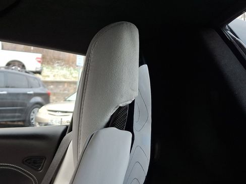 Used 2023 Chevrolet Corvette Stingray Premium Conv w/ Z51 Performance Package image 16