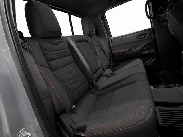 Used 2024 Nissan Frontier PRO-4X w/ Pro Convenience Package AWD/4WD image 25