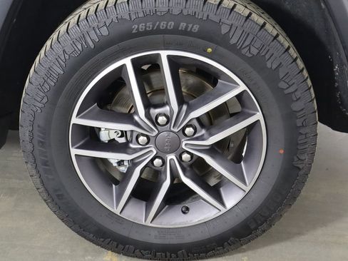 Used 2022 Jeep Grand Cherokee Limited RWD image 40