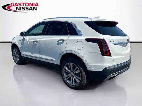 Used 2023 Cadillac XT5 Premium Luxury w/ Technology Package FWD image 6