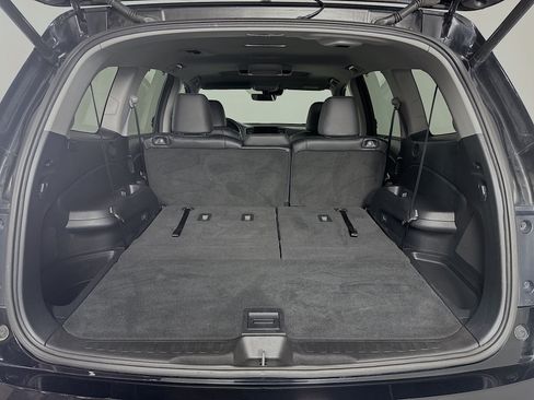 Certified 2020 Honda Pilot Touring image 28