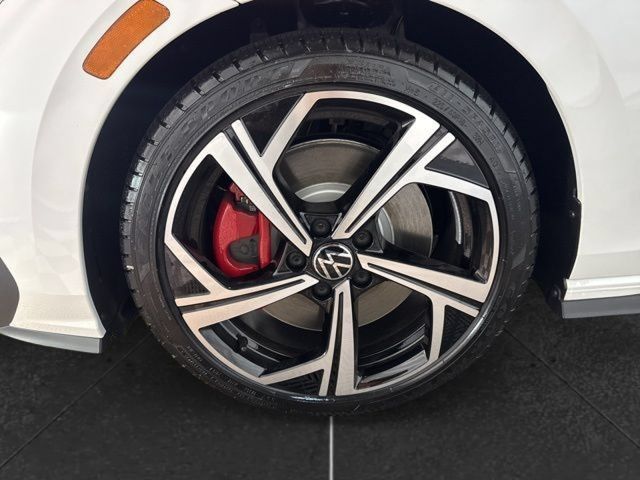 New 2026 Volkswagen GTI SE FWD image 10