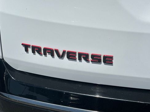 Used 2020 Chevrolet Traverse Premier w/ Redline Edition AWD/4WD image 27
