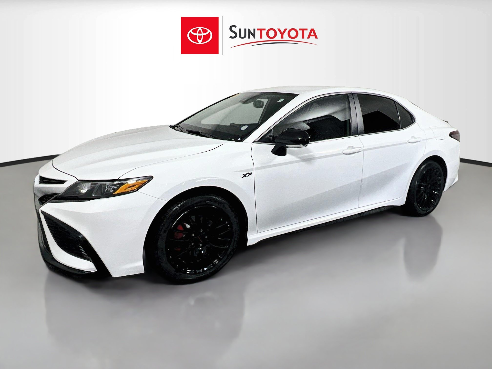 Used 2024 Toyota Camry SE w/ Convenience Package FWD image 9