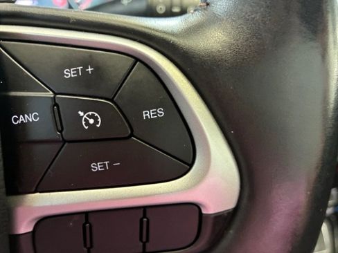 Used 2019 Jeep Compass Limited AWD/4WD image 23