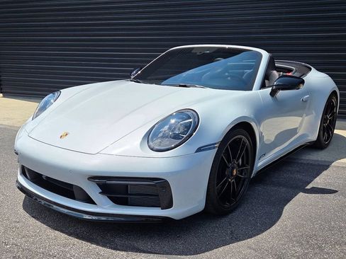Certified 2024 Porsche 911 Carrera 4 GTS AWD/4WD image 6