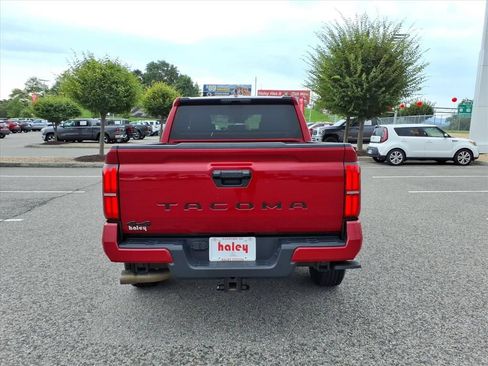 Certified 2024 Toyota Tacoma SR5 AWD/4WD image 6