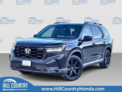 Certified 2025 Honda Pilot Black Edition image 1