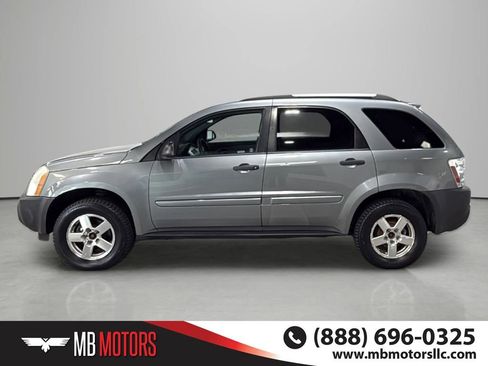 Used 2005 Chevrolet Equinox LS w/ Preferred Equipment Group AWD/4WD image 6