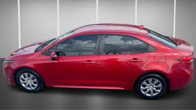 Used 2020 Toyota Corolla LE FWD image 11