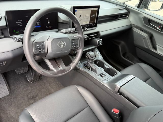 Used 2026 Toyota RAV4 AWD image 7