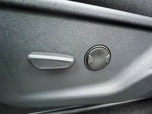 New 2025 Ford F150 Lightning XLT AWD/4WD image 12