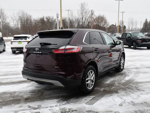 Used 2022 Ford Edge SEL w/ Convenience Package image 6
