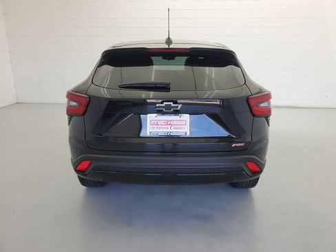 Used 2024 Chevrolet Trax RS FWD image 6