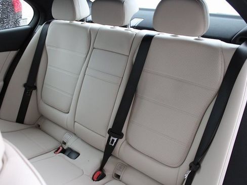 New 2025 Mercedes-Benz C 300 4MATIC Sedan image 32