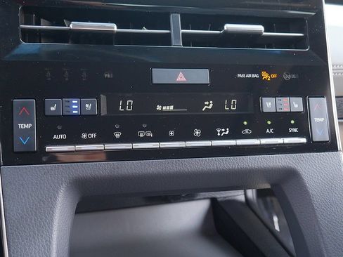 Used 2021 Toyota Avalon Limited w/ Advanced Safety Package FWD image 42