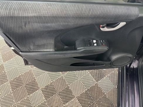 Used 2013 Honda Fit Sport image 23