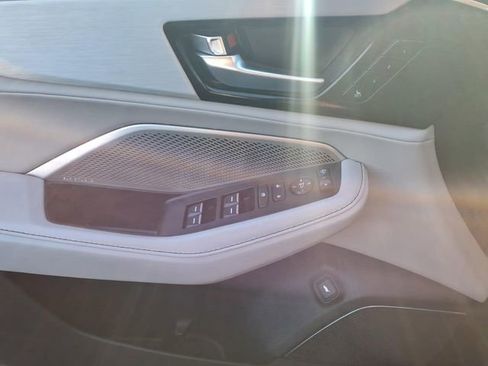 Used 2024 Acura MDX SH-AWD w/ Technology Package image 16