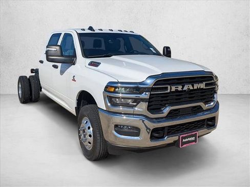 New 2025 RAM 3500 Tradesman w/ Chrome Appearance Group image 9