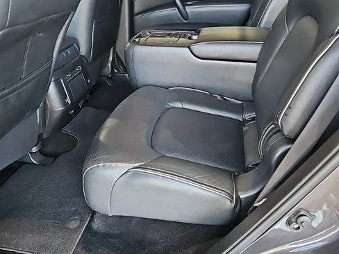 Used 2024 INFINITI QX80 Luxe image 24