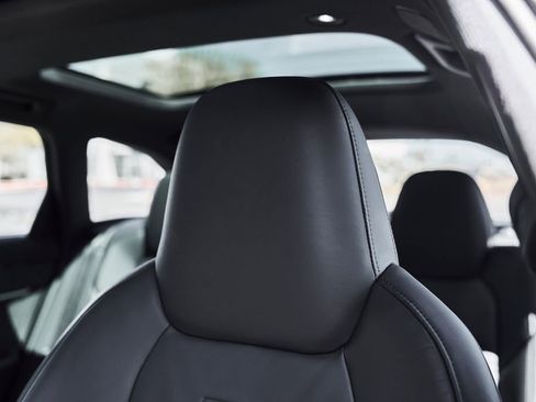 Used 2022 Audi RS 6 AWD/4WD image 54
