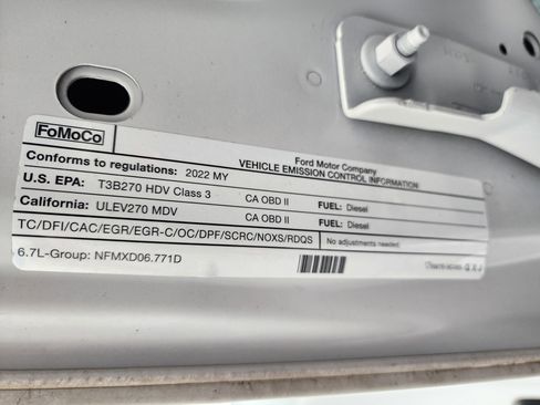 Used 2022 Ford F350 XLT w/ Black Appearance Package image 20