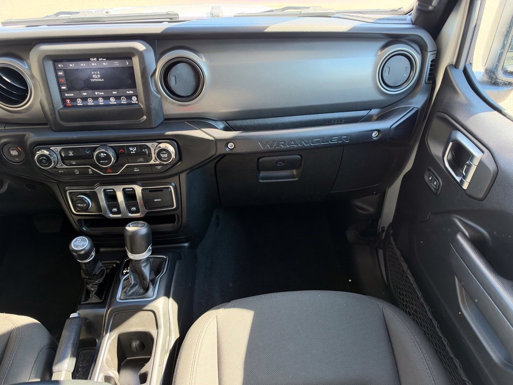 Certified 2023 Jeep Wrangler Sport AWD/4WD image 18