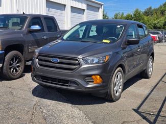 Used 2019 Ford Escape S FWD video 2