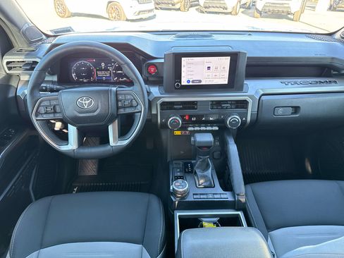 Used 2024 Toyota Tacoma TRD Off-Road image 16