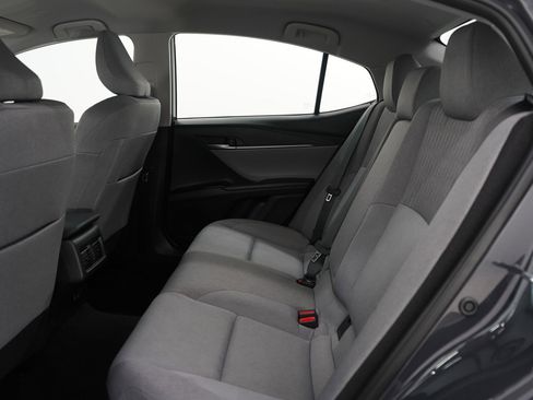 Used 2025 Toyota Camry LE image 13