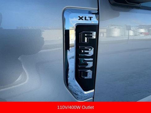 Used 2020 Ford F350 XLT w/ XLT Premium Package image 25