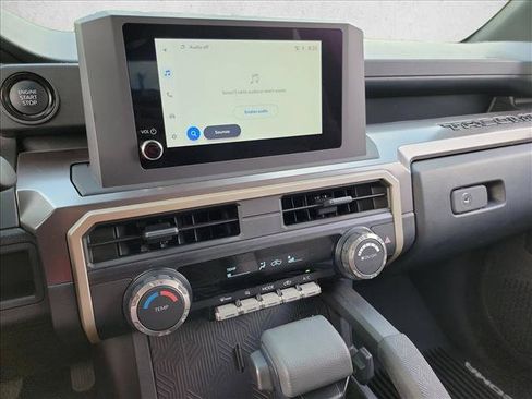 Used 2026 Toyota Tacoma SR5 AWD/4WD image 18